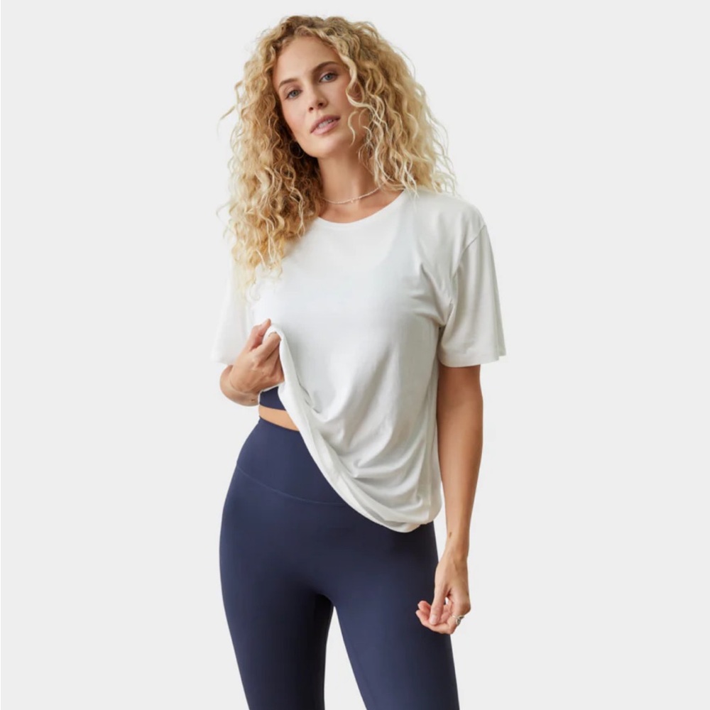 Manduka Women's Vinyasa Tee (White) - New with tags!